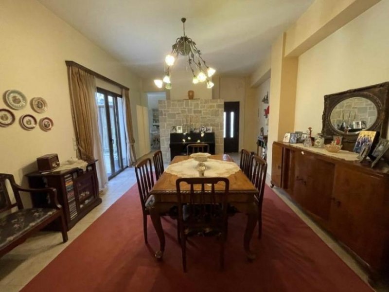 Mixorrouma Kreta, Mixorrouma: Geräumige Villa mit separatem Gästeapartment zu verkaufen Haus kaufen